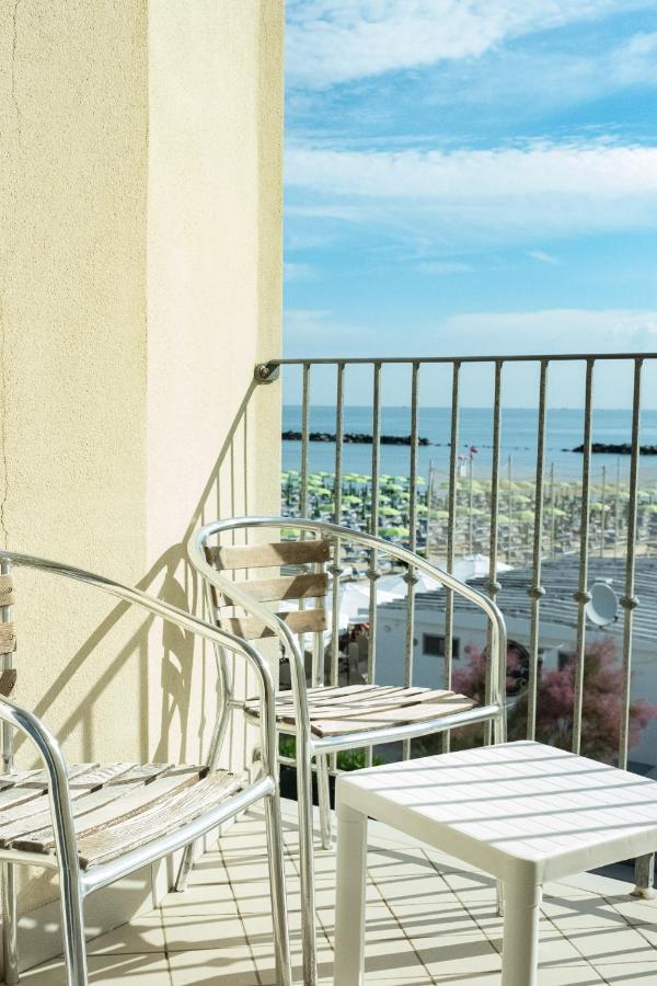 Hotel Pironi San Mauro Mare Eksteriør bilde