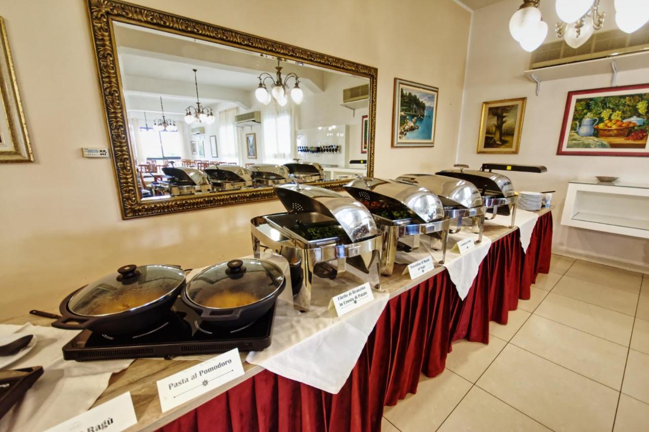 Hotel Pironi San Mauro Mare Eksteriør bilde